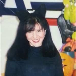 Meet your Posher, Lorrie